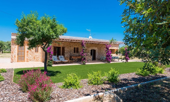 Buger House | 54 m² House ∙ 1 bedroom ∙ 2 guests