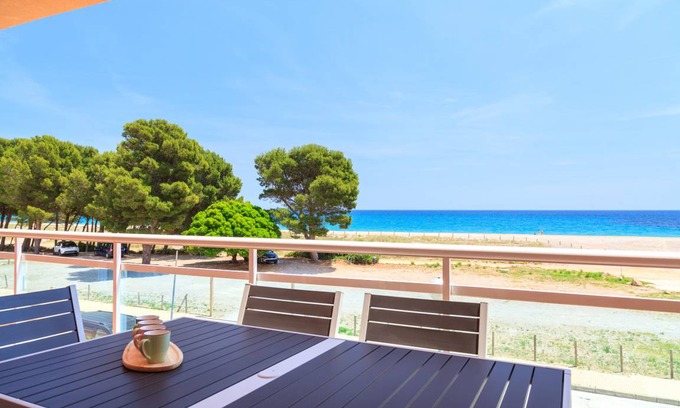 Vandellos i l'Hospitalet de l'Infant Apartment | 55 m² Apartment ∙ 2 bedrooms ∙ 6 guests