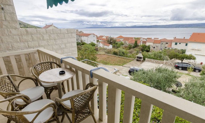Bol Apartment | 55 m² Apartment ∙ 2 bedrooms ∙ 5 guests