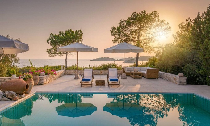 Sivota Villa | 580m² Luxurious Seaside Residence in Syvota(14ppl)