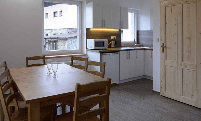 Svoboda nad Upou Apartment | 59 m² Apartment ∙ 2 bedrooms ∙ 8 guests