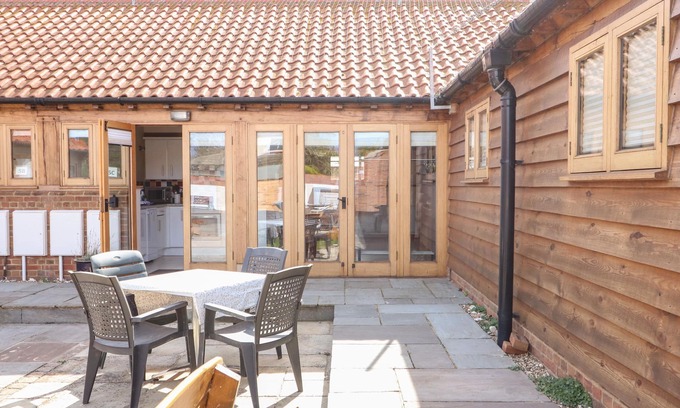 Hunstanton Cottage | 5C HIDEWAYS, family friendly, character holiday cottage in Hunstanton