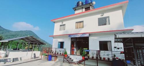 Maraiyur Hotel | 5TH Range Cottage