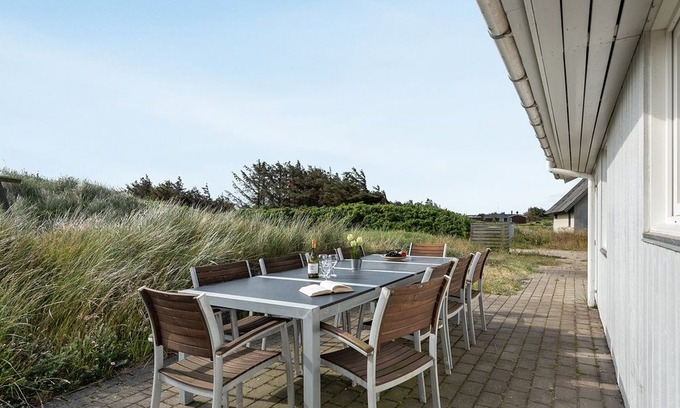 Houvig House | 6 bedroom accommodation in Ringkøbing
