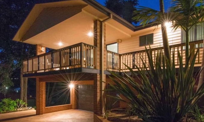 Narrawallee House | 6 Gemini Way