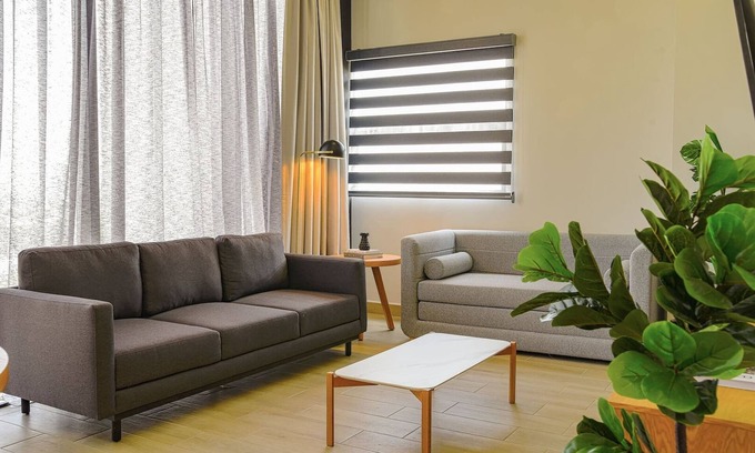 Contry Apartment | 6 min ITESM, spacious and central