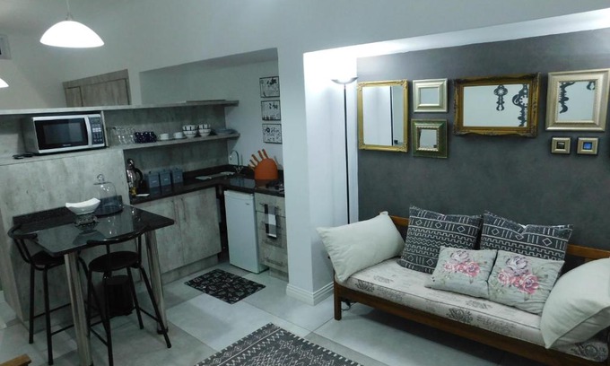 Linden Apartment | 6 OLIVES ON THIRD