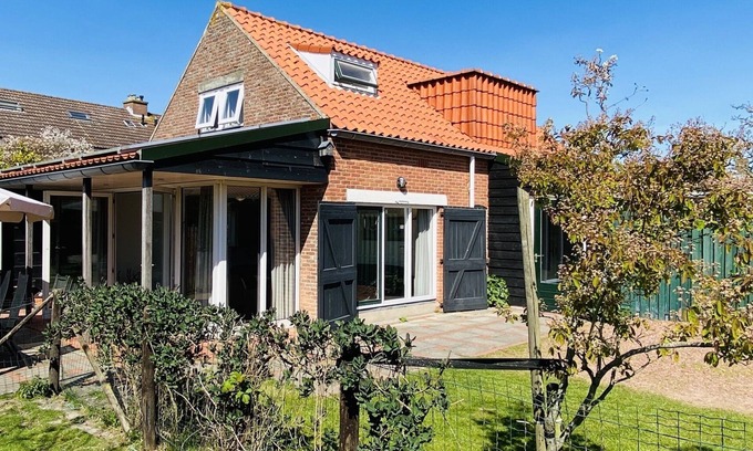 Aagtekerke House | 6-person detached holiday home in Aagtekerke near Domburg