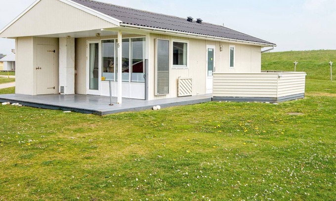 Trans House | 6 person holiday home in Lemvig