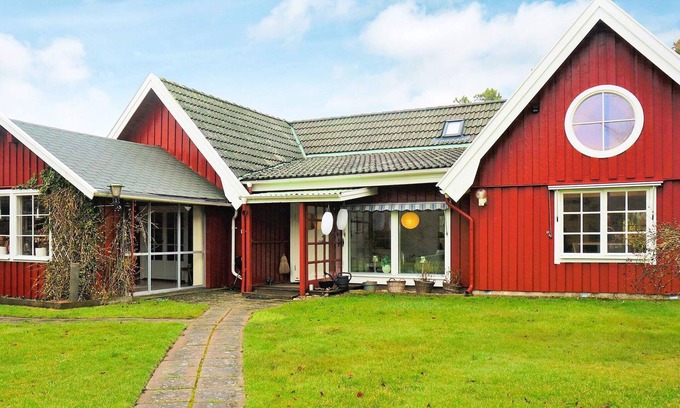 Skummesloevsstrand House | 6 person holiday home in LAHOLM