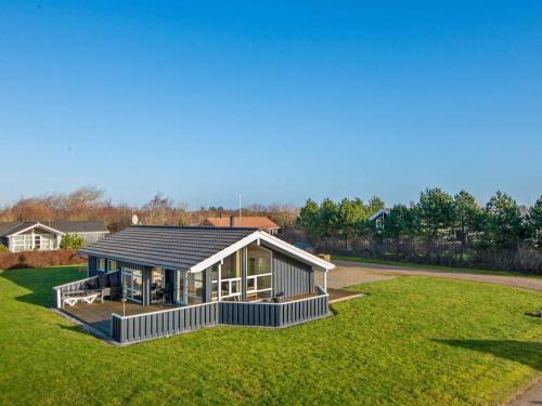 Skaven Strand House | 6 person holiday home in Tarm