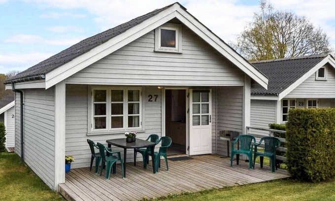 Middelfart House | 6 person holiday park home in Asperup
