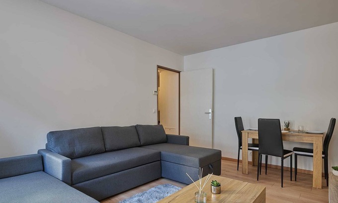19th Arrondissement Apartment | 6 Personnes/Parking gratuit/Ourcq/La Villette