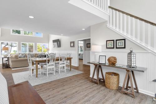 North Forest Beach House | 6 Wanderer - Stunning home! Ocean View, Heated Pool Deck, & Game Room