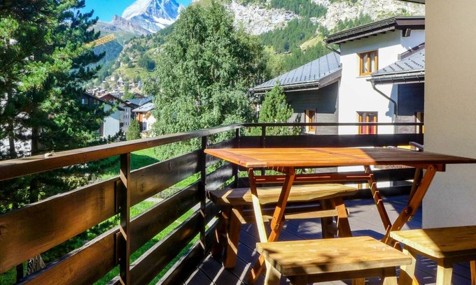 Zermatt Apartment | 60 m² Apartment ∙ 2 bedrooms ∙ 4 guests