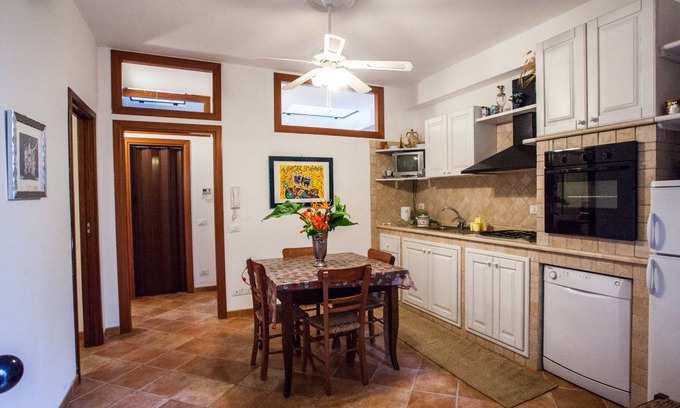 Locri Apartment | 60 m² Apartment ∙ 2 bedrooms ∙ 4 guests