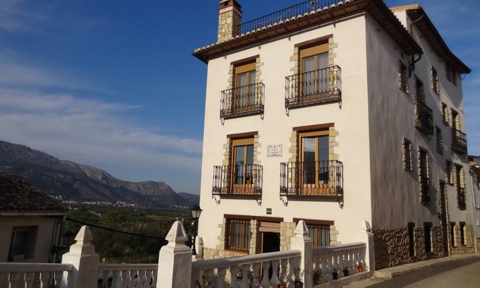 Orba House | 60 m² House ∙ 3 bedrooms ∙ 6 guests