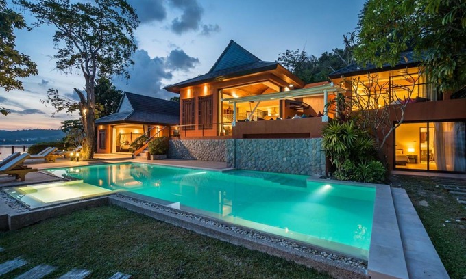 Wichit Villa | 600 m² Villa ∙ 4 bedrooms ∙ 8 guests