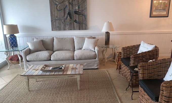 Holiday Isle Condo | 604Bn Boat slip included in rental.n Snowbirds and long-term rental discounts