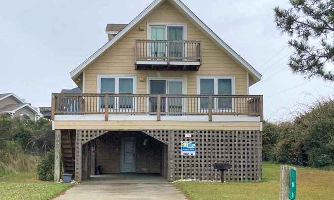 South Nags Head House | 6070 - Cast Away by Resort Realty