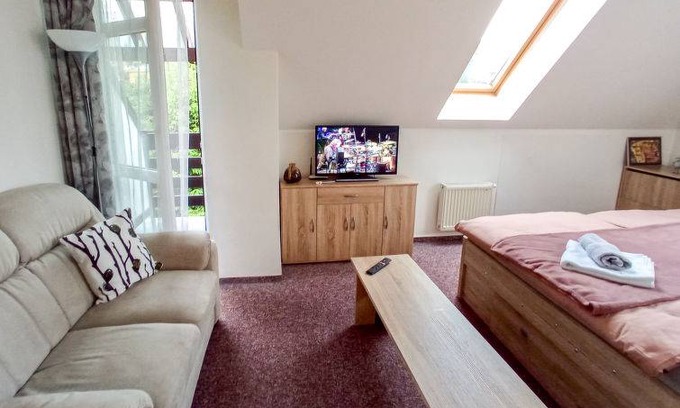 Harrachov Apartment | 61 m² Apartment ∙ 1 bedroom ∙ 6 guests