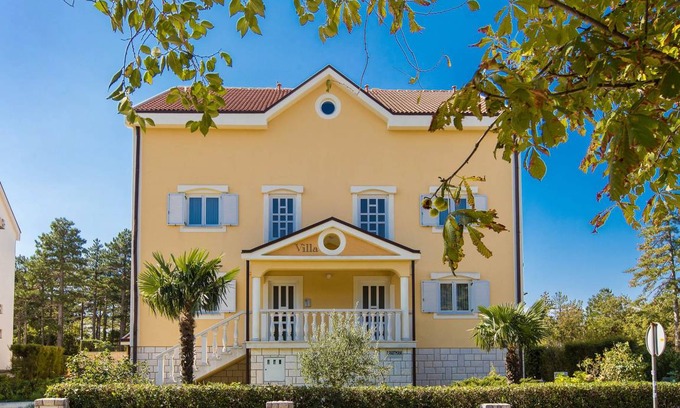Jadranovo Apartment | 62 m² Apartment ∙ 2 bedrooms ∙ 6 guests