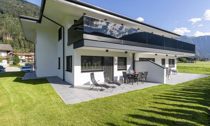 Ramsau im Zillertal Apartment | 65 m² Apartment ∙ 1 bedroom ∙ 5 guests