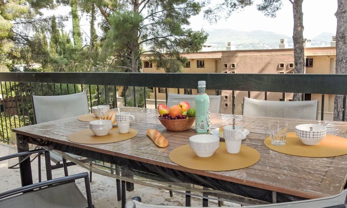Saint-Cyr-sur-Mer Apartment | 65 m² Apartment ∙ 2 bedrooms ∙ 4 guests