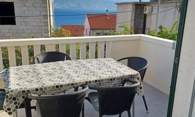 Postira Apartment | 65 m² Apartment ∙ 2 bedrooms ∙ 5 guests