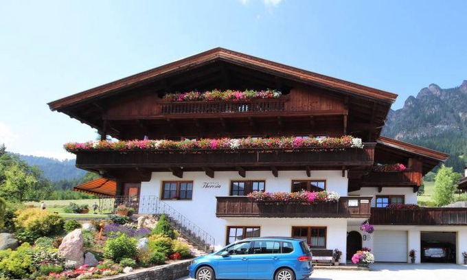 Alpbach Apartment | 65 m² Apartment ∙ 3 bedrooms ∙ 5 guests