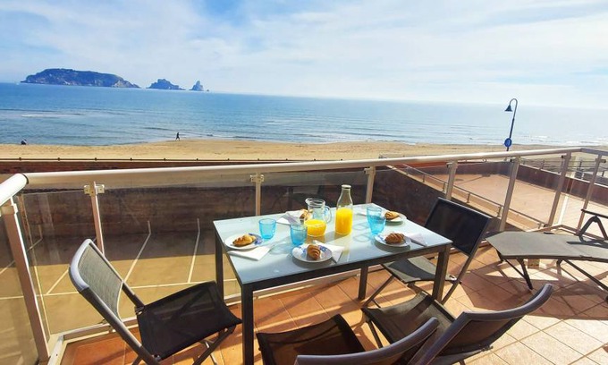 Els Griells Apartment | 65 m² Apartment ∙ 2 bedrooms ∙ 6 guests