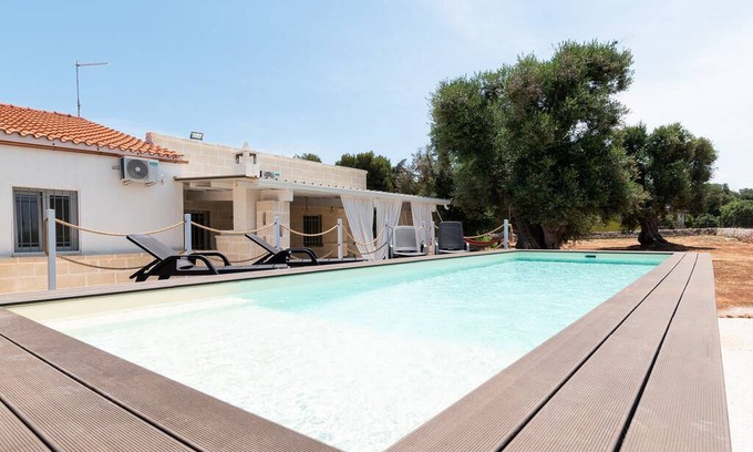 Serranova Villa | 65 m² Villa ∙ 2 bedrooms ∙ 6 guests