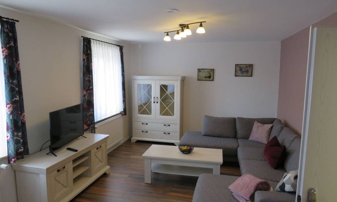 Roßwangen Apartment | 66 m² Apartment ∙ 3 bedrooms ∙ 5 guests