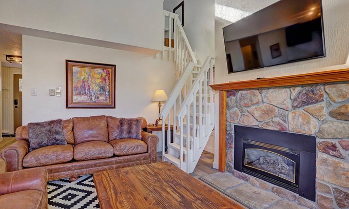 Warrior's Mark Condo | 66 m² Condo ∙ 1 bedroom ∙ 6 guests