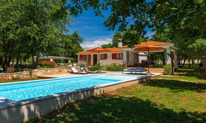 Divsici House | 66 m² House ∙ 1 bedroom ∙ 4 guests