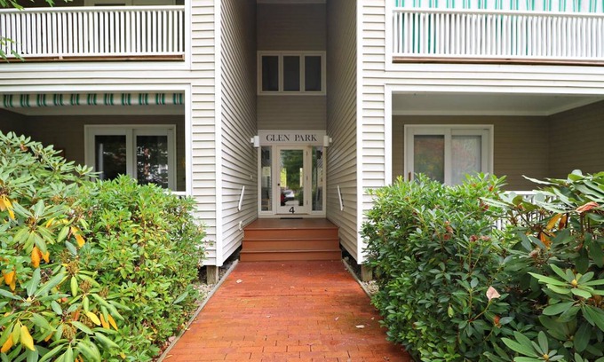 Chautauqua Condo | 67 m² Condo ∙ 1 bedroom ∙ 2 guests