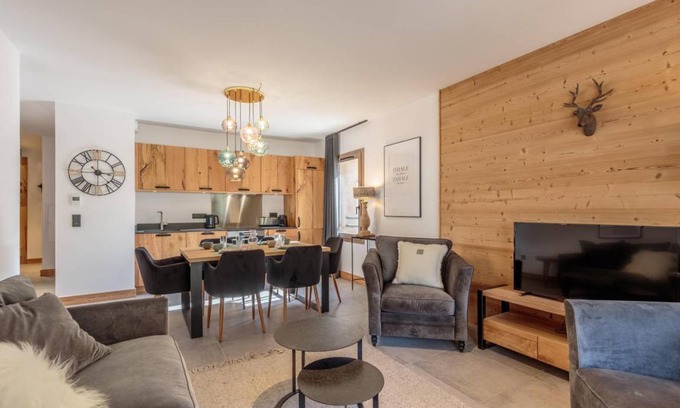 Champagny-en-Vanoise Apartment | 67 m² Apartment ∙ 2 bedrooms ∙ 6 guests