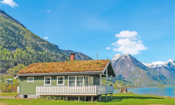Fjaerland House | 67 m² House ∙ 2 bedrooms ∙ 4 guests