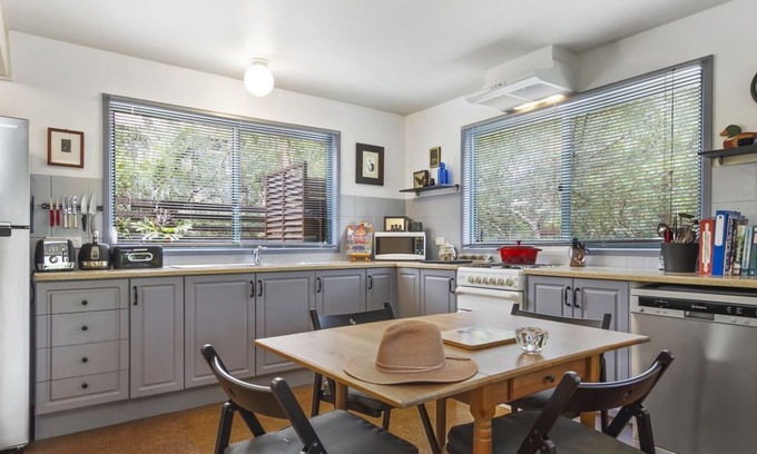 Mossy Point House | 67A Annetts Parade, Mossy Point