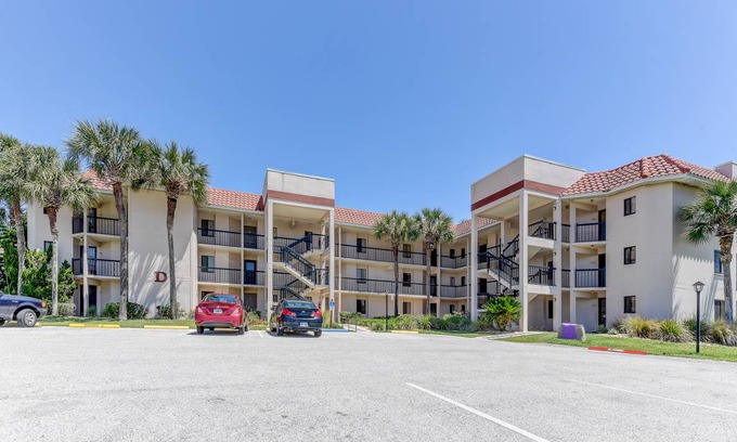 Butler Beach Condo | 68 m² Condo ∙ 2 bedrooms ∙ 5 guests