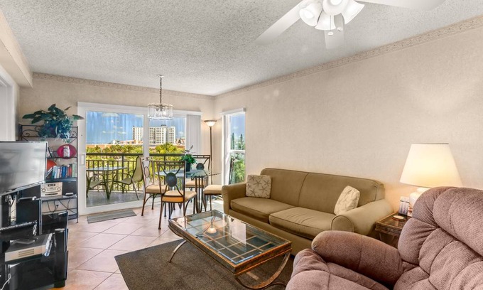St. Pete Beach Condo | 69 m² Condo ∙ 1 bedroom ∙ 4 guests