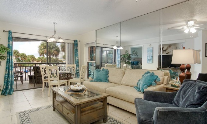 St. Pete Beach Condo | 69 m² Condo ∙ 1 bedroom ∙ 4 guests