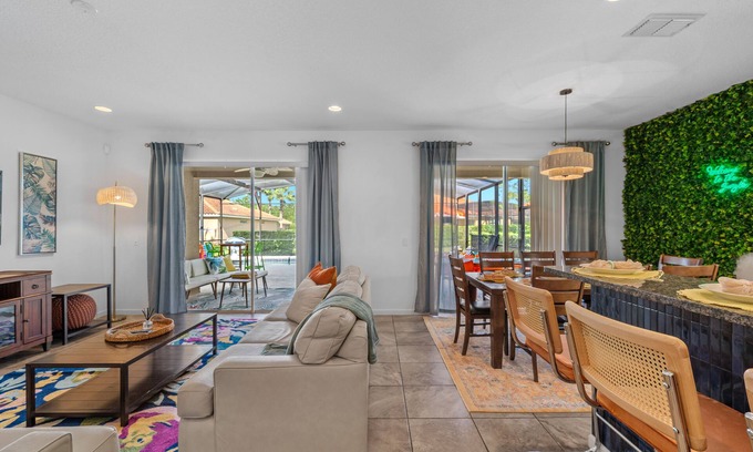 Briargrove House | 6BD /5BA resort style home with GAME ROOM and POOL! 15-20 minutes to WDW!