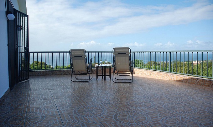 Los Cerros Villa | 6BD villa on top of the hill, sea views, pool/Wi-Fi/cable TV/parking