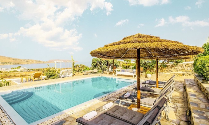 Kalafatis Villa | 6BR 7BA Exclusive next to the Beach, Large Private Pool Sea & Sun Villa Mykonos