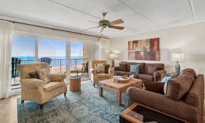 Fernandina Beach Condo | 6th Floor, Oceanfront condo,easy beach access via boardwalk & exclusive fishing pier!