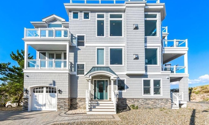 Peahala Park House | 7 bedroom accommodation in Peahala Park