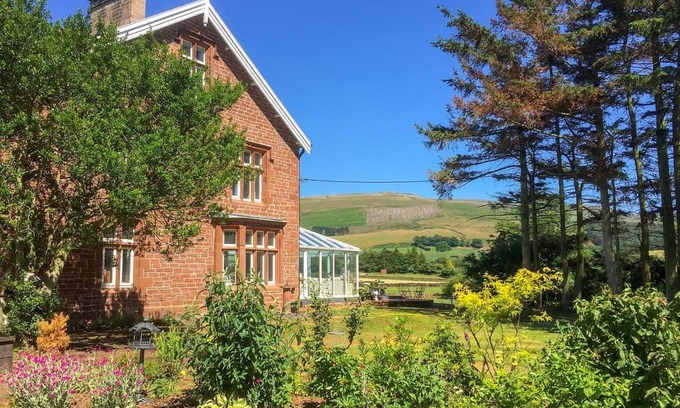 Melmerby Cabin | 7 bedroom accommodation in Melmerby, near Penrith