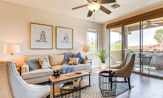 Central Scottsdale Condo | 7 Mi to TPC Scottsdale: Resort Condo w/Pool