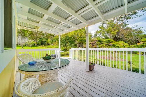 Volcano House | 7 Mi to Volcanoes NP Serene Cottage with Deck!